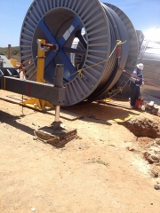 Caballete Alzabobinas para la instalación de cable