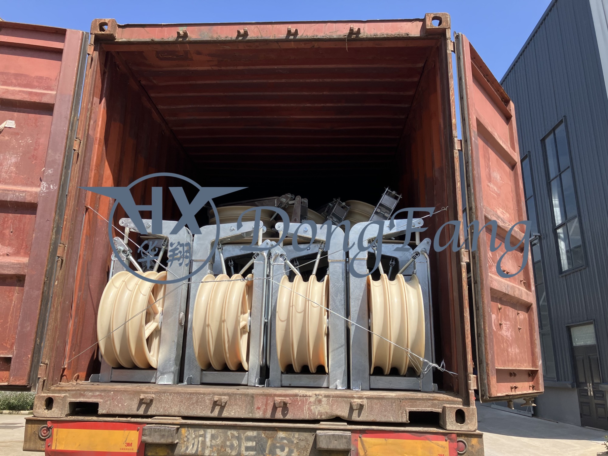 3 sheaves Helicopter stringing pulleys exported to Europe