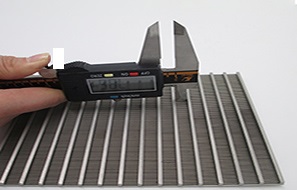 What to pay attention to in order to avoid wedge wire screen perforation