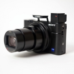 Sony DSC-RX100 VII