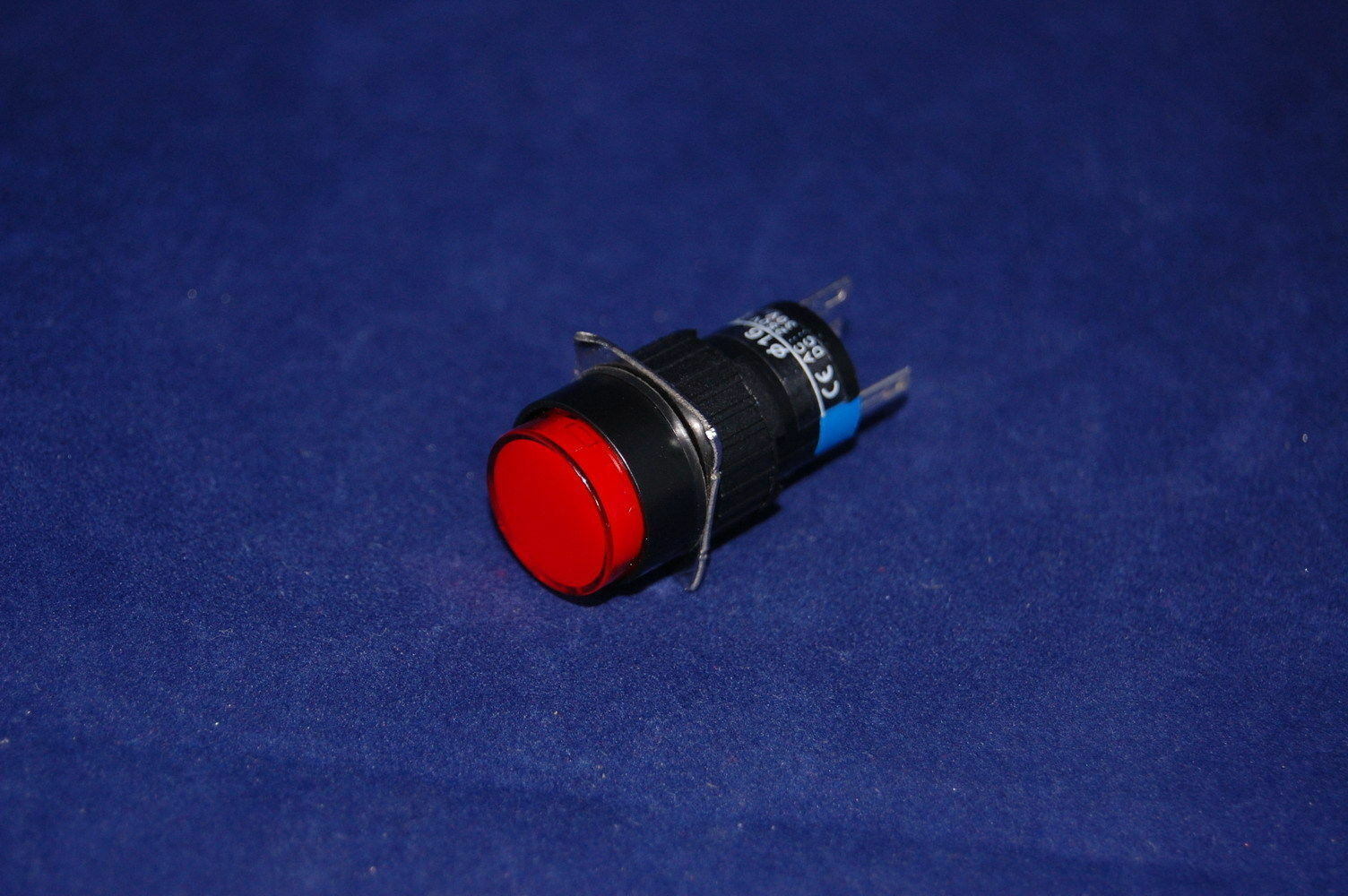 2PCS 16MM RED ROUND  Momentary PUSH BUTTON LED ILLUMINATED 110V AC/DC 5 PINS
