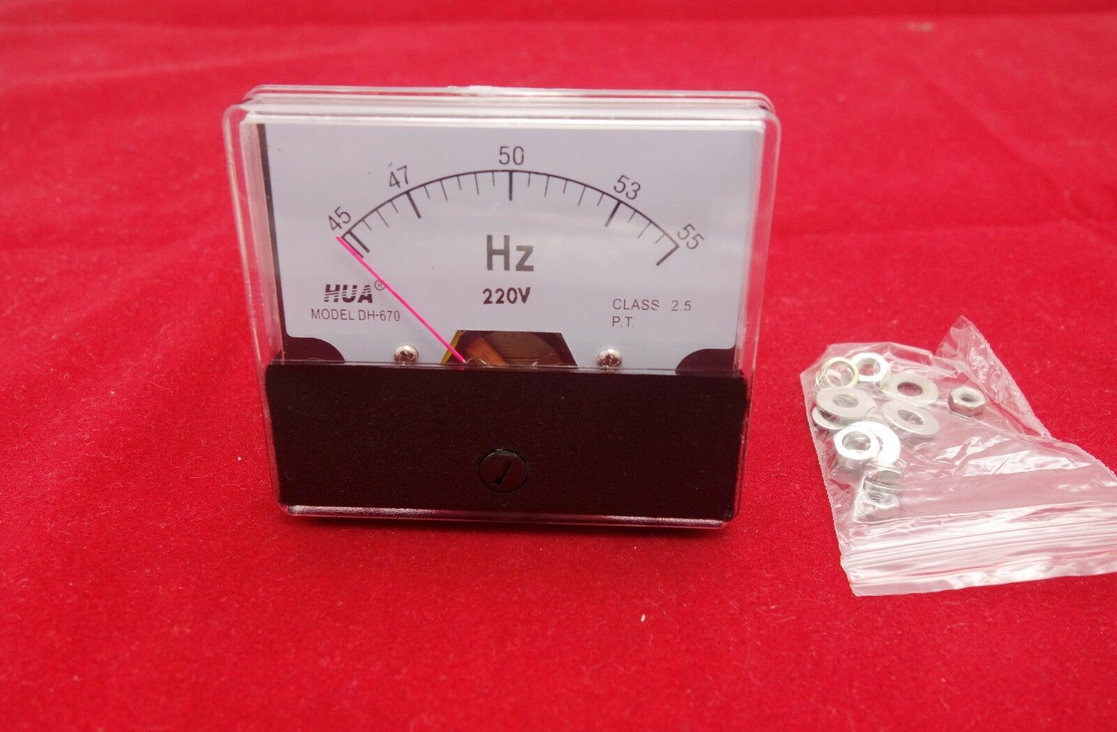 1PC Analogue Frequency Panel Meter 45-55HZ 220V Current Meter 670  60*70MM