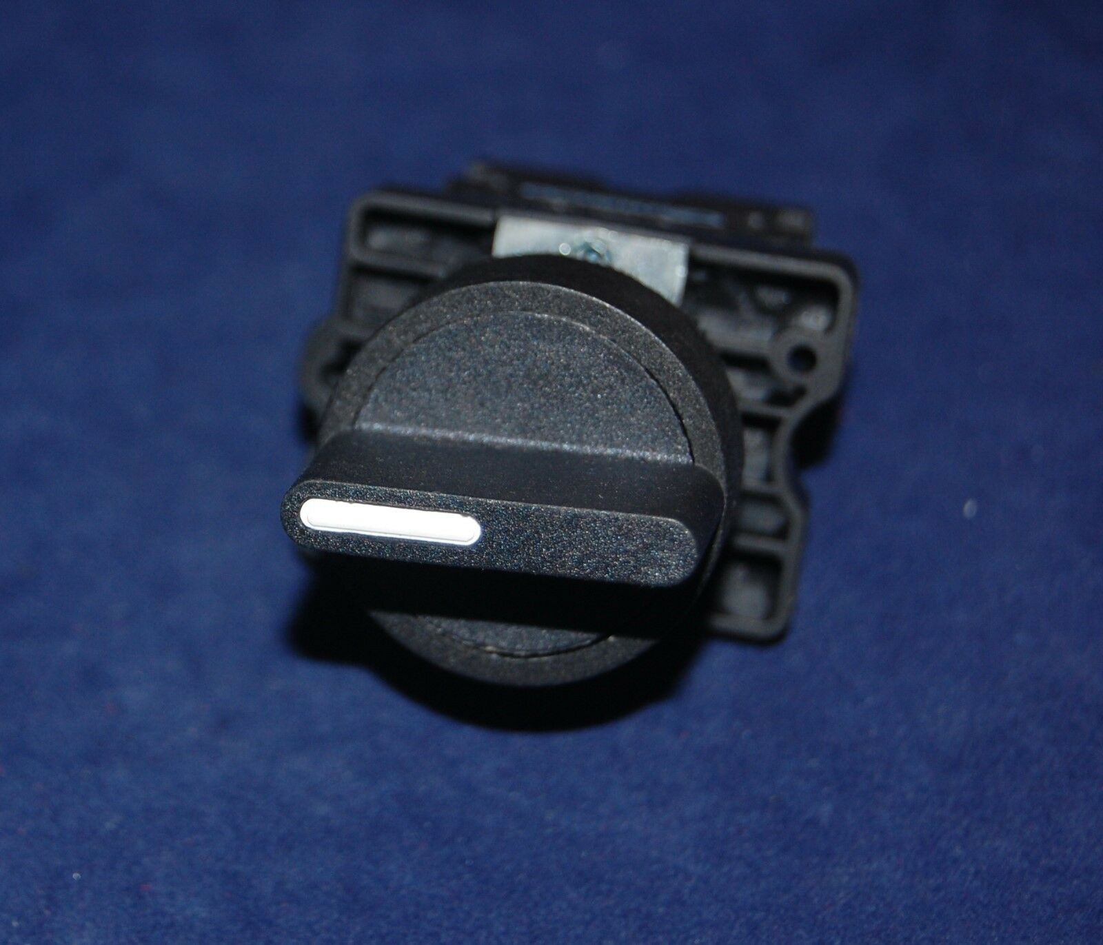 1PC 22mm Selector switch 2 Position Fits XB2ED21 Select Switch 1NO Maintain