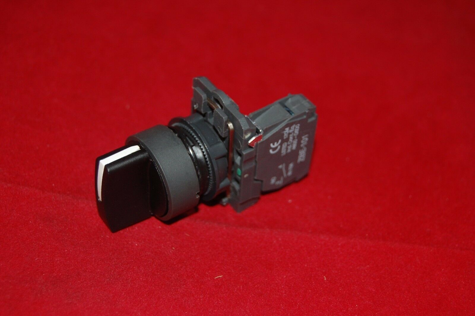 1PC 22mm Selector switch 2 Position Fits XB5 AD21 Select Switch 1NO STAY PUT