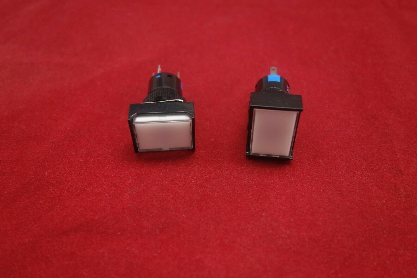 2PCS 16MM White rectangular Momentary PUSH BUTTON LED ILLUMINATED 12V 5 PINS