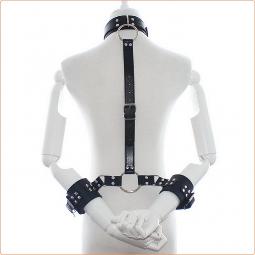 MOG Flirty Leather Neck Sleeve MOG-BSM005