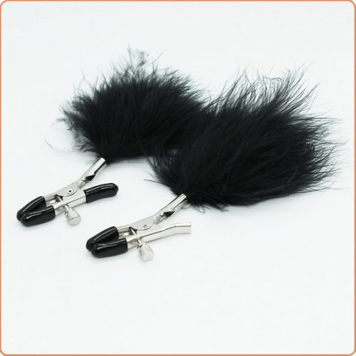 MOG Feather Breast Clip MOG-BSJ046