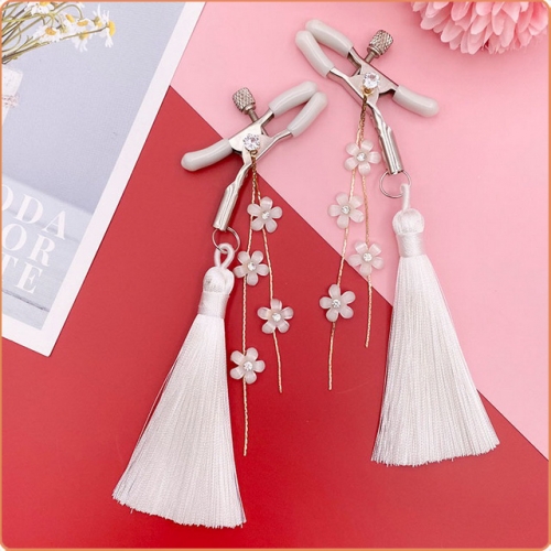 MOG Tassel flower breast clip MOG-BSJ0101