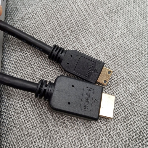 HDMI to mini HDMI Cable(Molding)