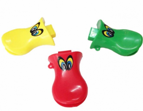 Duck Beak noisemaker 3"