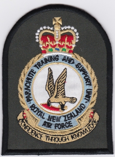 RNZAF Patch Unit Royal New Zealand Air Force Parachute Training