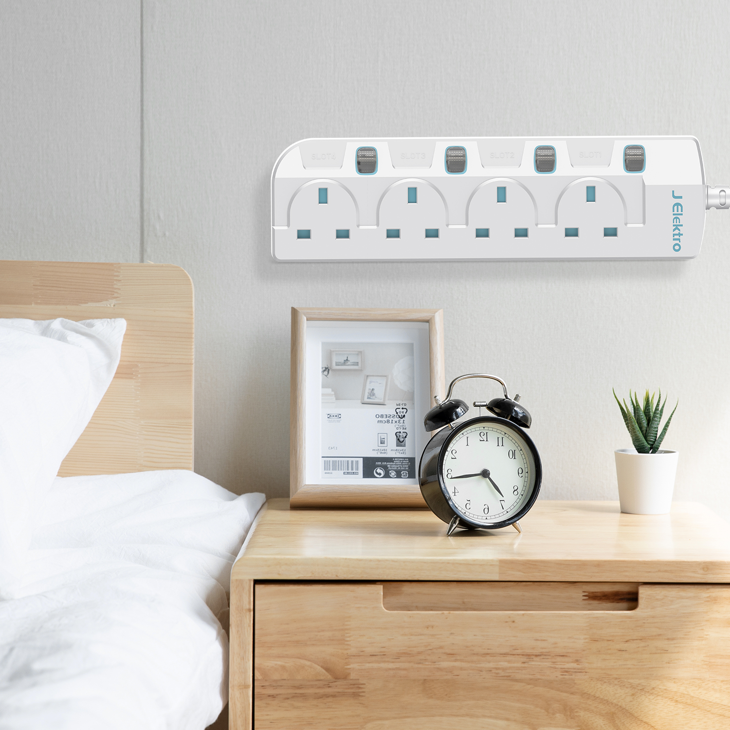 4 Gang Power Strip Extension Lead Surge Protector 1.8M/5.9FT Extension