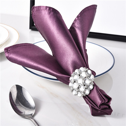 Luxurious Napkin Ring With Diamond on Wholesale