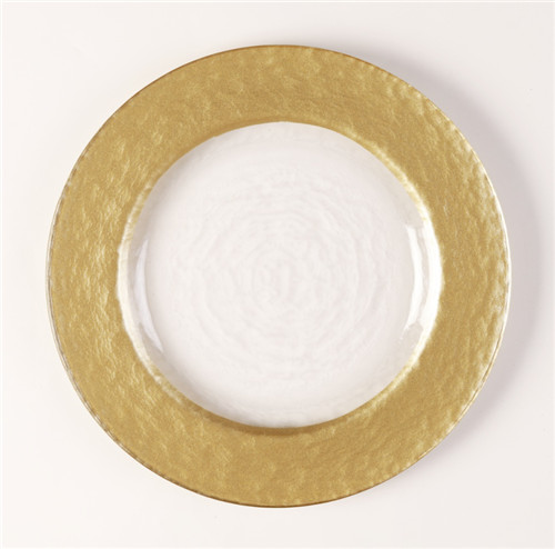 gold plates for weddings