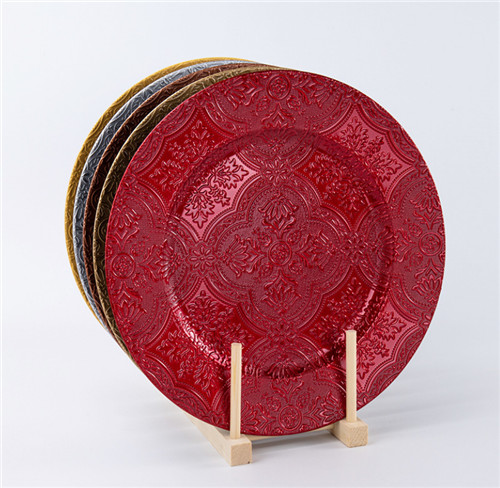 Cheap Decorative Red Plastic Charger Plate Wholesale