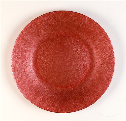 red colored glass plates