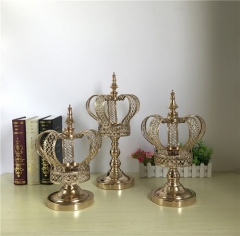 Popular Tall Golden Flower Stand Metal Candle Holder