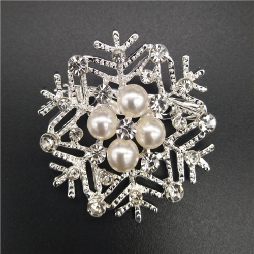 Pearl Snowflake Napkin Ring For Christmas Table Decoration