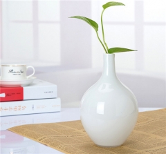 Luxury White Colored Ceramic Glass Vase Nordic Style Single Flower Planter For Wedding Table Decoration