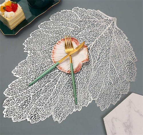 Leaf Shaped Dinner Plastic Place mats For Restaurant