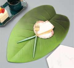 Washable Green Colored Leaf Shaped Table Mat