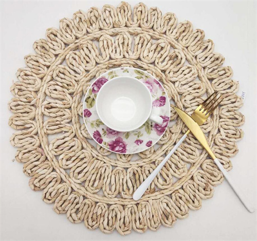 Corn Husks Flower Style Insulation Place mat For Dining Table
