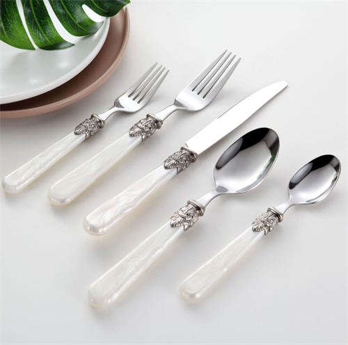 Vintage Acrylic Handle Plastic Dinner Cutlery Set Stainless Steel Knife Dessert Spoon Fork FlatwareVintage Acrylic Handle Plastic Dinner Cutlery Set Stainless Steel Knife Dessert Spoon Fork Flatware