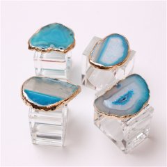Anillo de servilleta de acrílico para boda agradecedora con rebanada natural de ágata azul