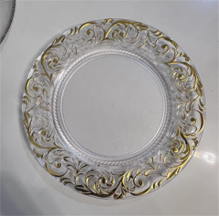 Platos de Lujo y Elegancia: Platos Cargadores para Bodas de 13