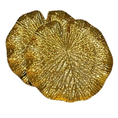 Détail Decoration de Table pour Fêtes de Mariage: Assiettes Chargées Rondes 13