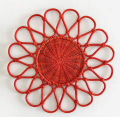 Natürlich gewebtes klassisches Strohmatte, dekorative Tasse und Schale für Landhaus-Esstisch, Haushaltsleinen aus Jute, runde Untertasse