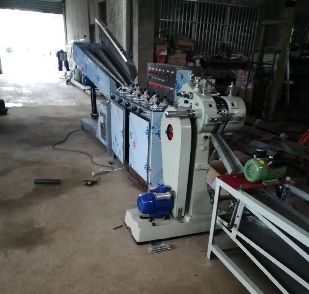 Hard Candy Molds Making Former Machine Candy Making Equipment - China Candy  Making Equipment, Hard Candy Making Machine