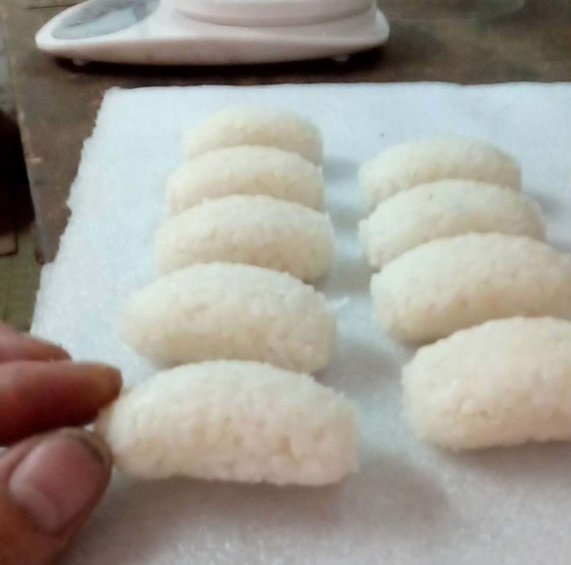 rice ball nigiri sushi roller machine