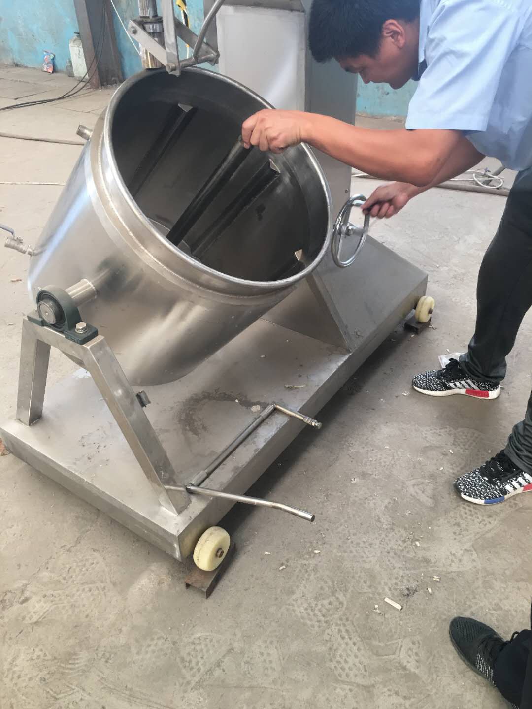 Stainless Steel Electric Meatball Meat Paste Beating Beater Machine