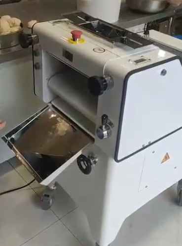 Loaf Bread Dough Toast Moulder Moulding Roller Machine