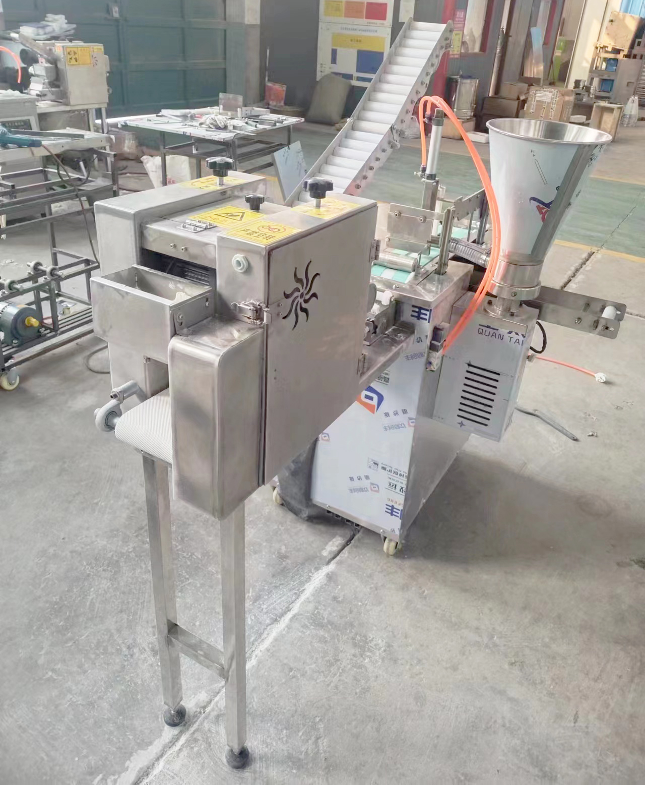 Commercial Small High Speed Wonton Folding Making Machine Automatic
