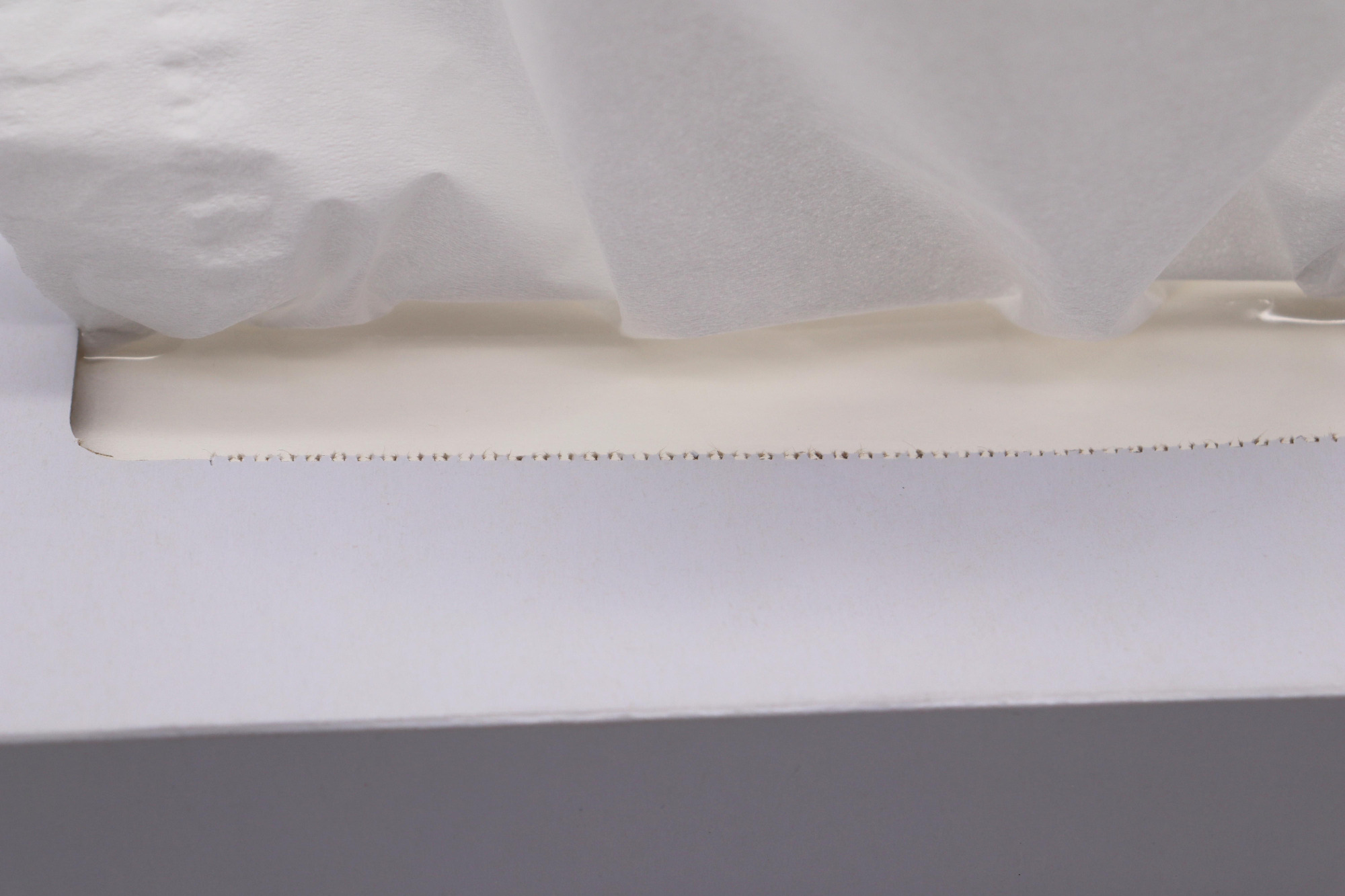 Office & Hotel Application and Virgin Wood Pulp Material Box Tissue Paper