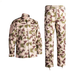 Militärische UNIFORM NEUE ARRIVE MULTILATERALE JUNGLE CAMOFLAGE BEKLEIDUNG