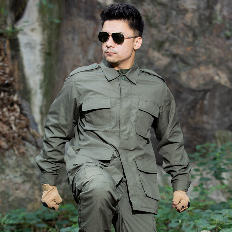 BDU A generation of camouflage combat suit uniforms