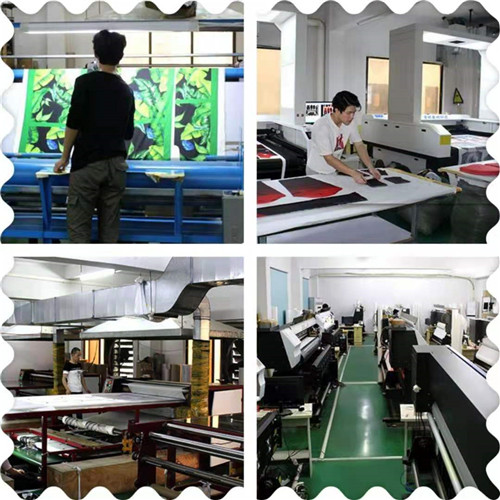 Printing workshop of cosmetic bag