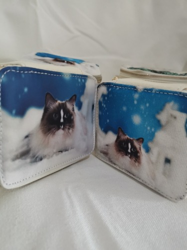 Medizinbox für Haustiere, niedliche Geldbörse, personalisierbar, Digitaldruck aus reiner Baumwolle oder andere Stoffe können deutlich bedruckt werden, Katzenmuster blau, verschiedene
