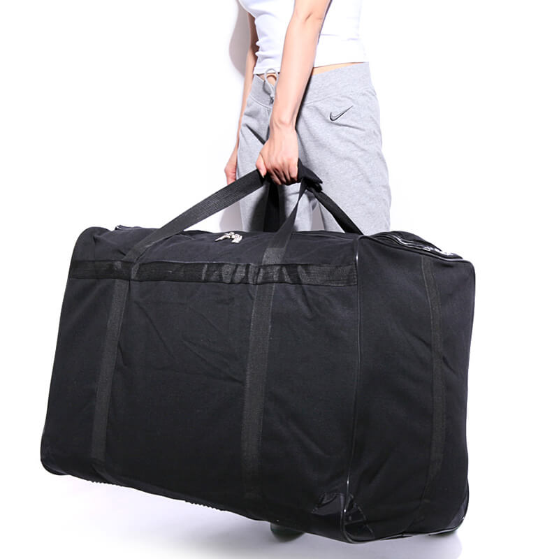 旅行や移動の際に超大型のキャンバスバッグは問題ありません