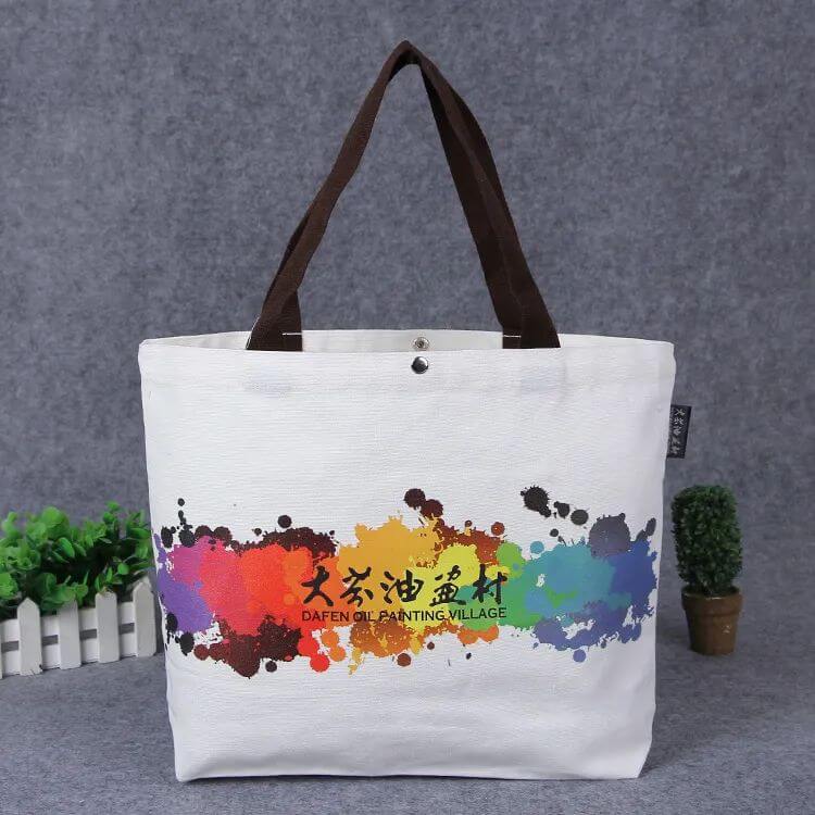 Canvas bags with very high requirements for color saturation are suitable for heat transfer printing process.