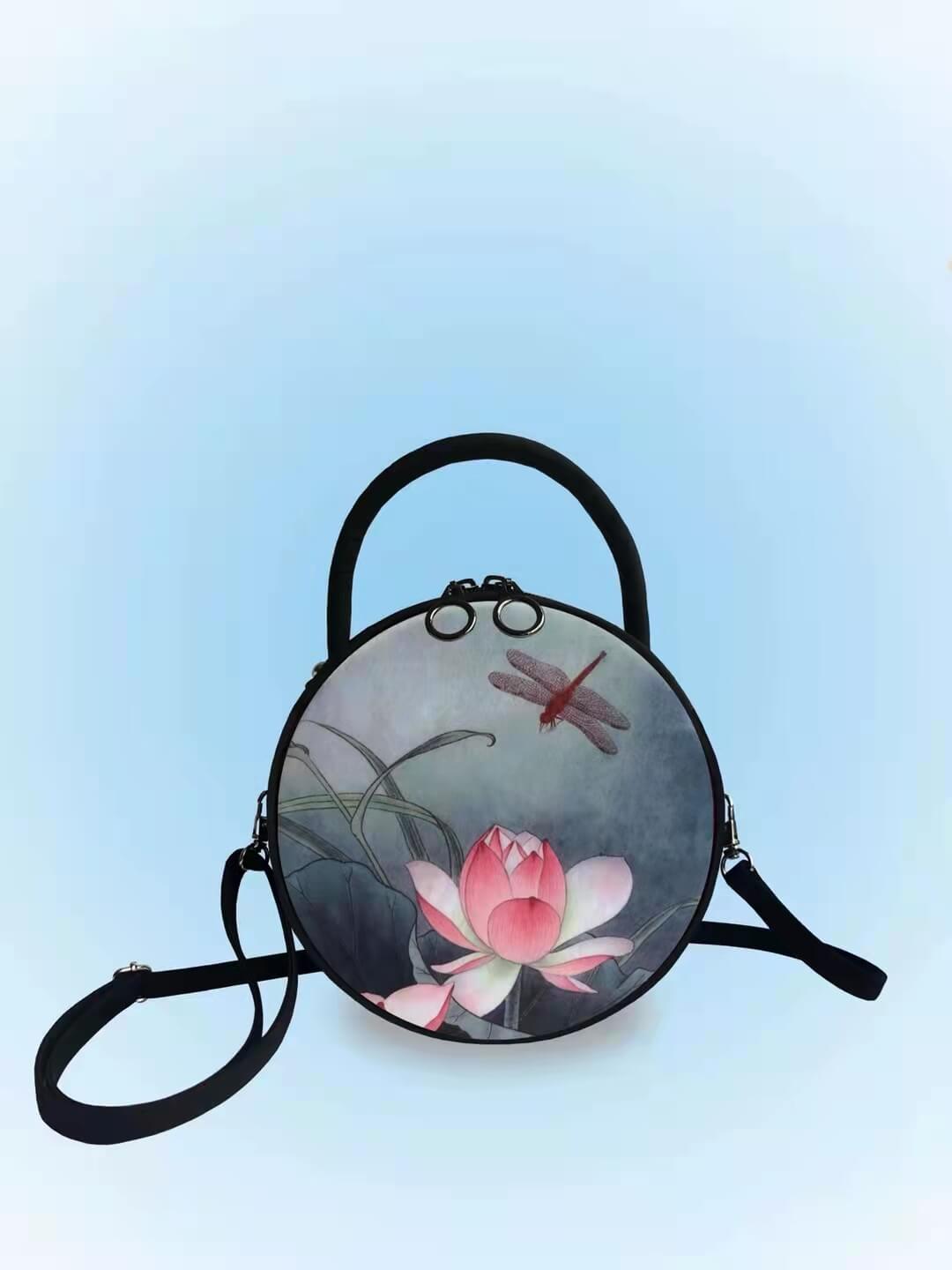 SGS certified round makeup handbag that can be customized