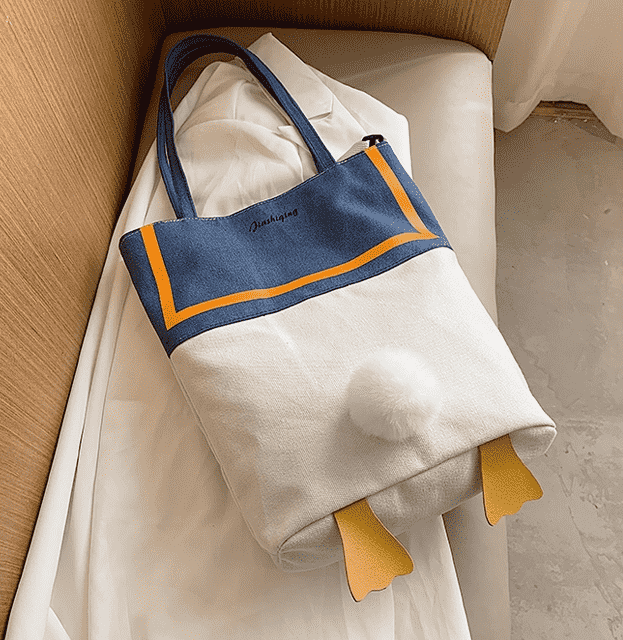 Duck butt canvas bag with small tail