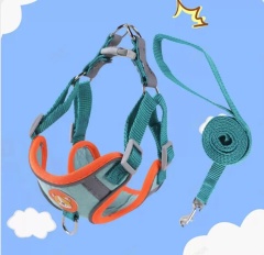 Supplier retractable vest style leash for cats and dogs