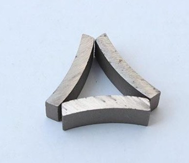Diamond Core for Reinforced Drill Bit Concrete Segment