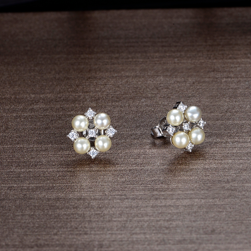 Pearl Earring Studs