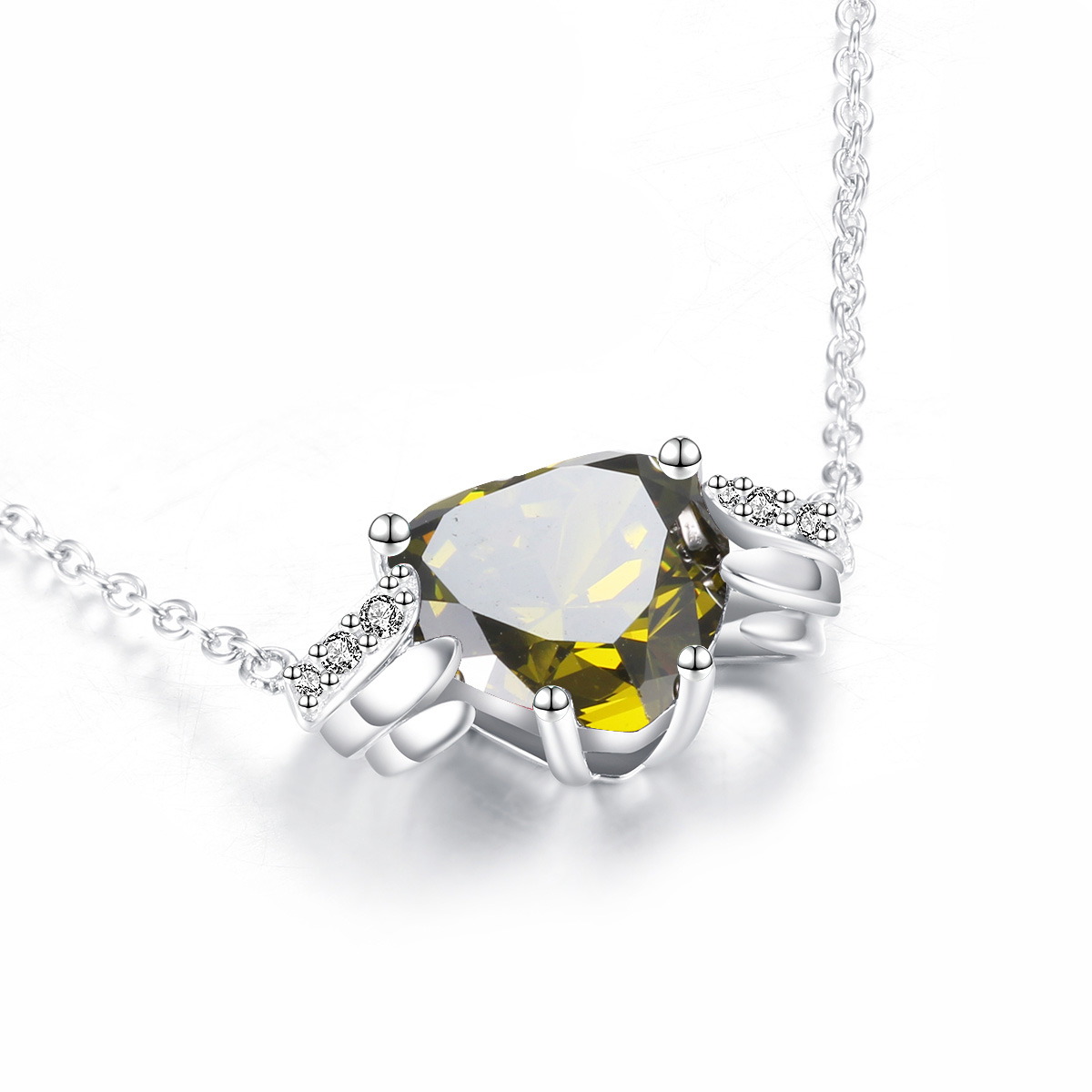 Aug. birthstone heart necklace