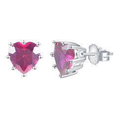 Jul. heart stud earrings